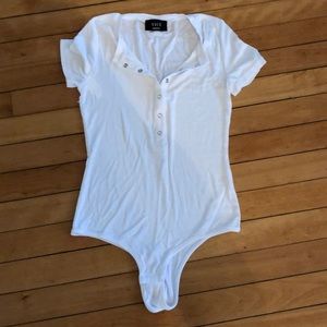 Vici white bodysuit with snaps